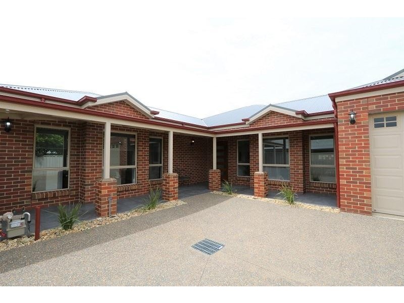 2/24 Fischer Street, Kyabram VIC 3620