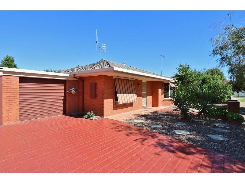 24  Waratah Street, Kyabram VIC 3620