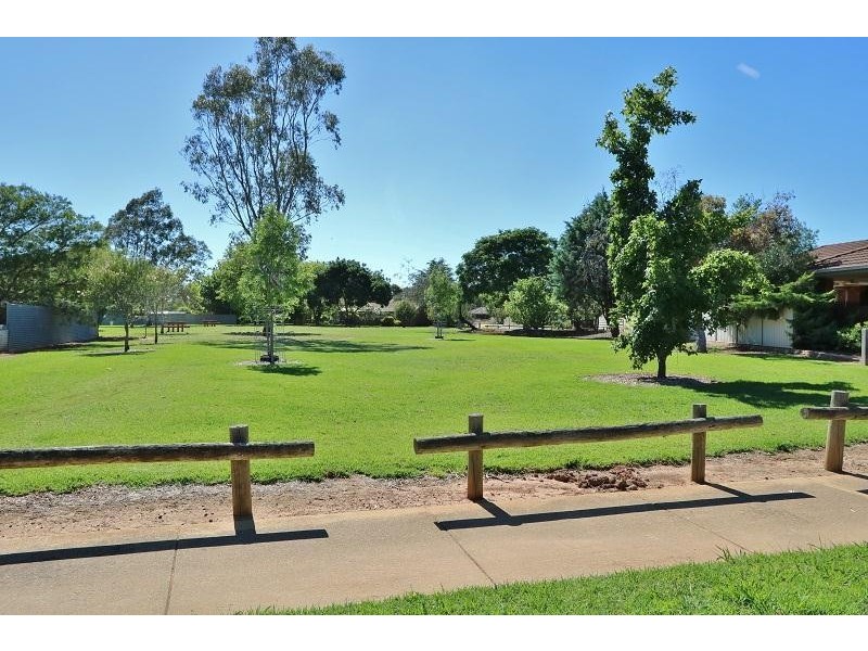 24  Waratah Street, Kyabram VIC 3620