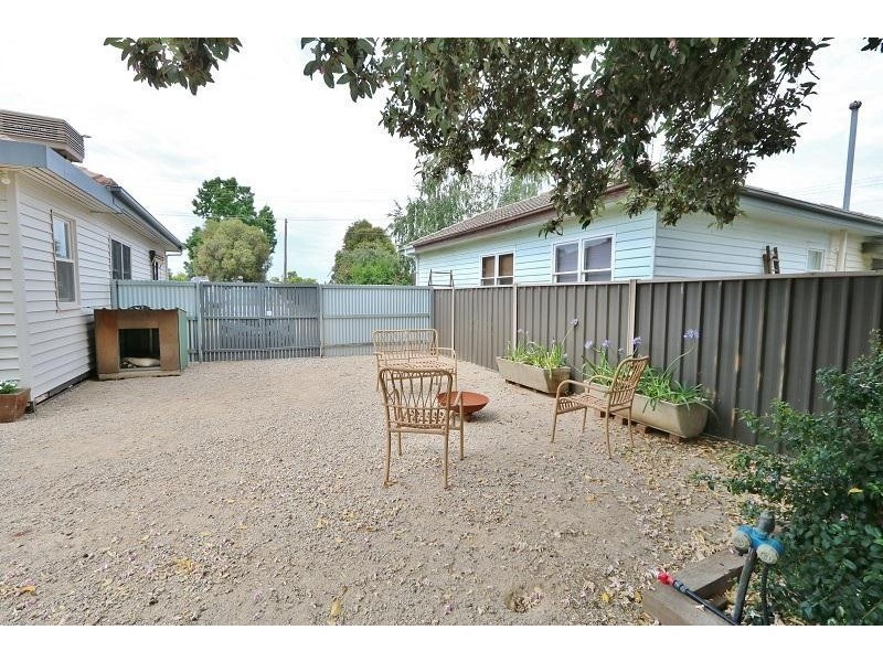 19 Racecourse Road, Kyabram VIC 3620