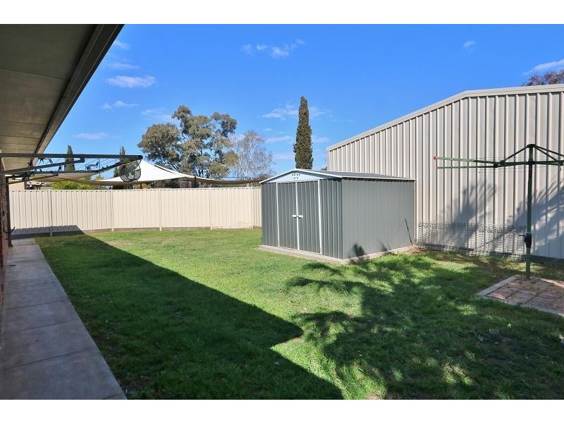 21 Tehan Avenue, Kyabram VIC 3620