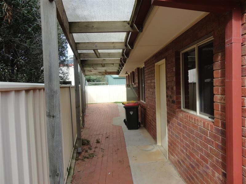 9/63-65 Lake Road, Kyabram VIC 3620