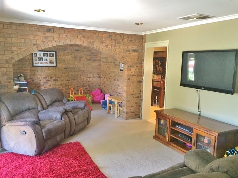 16 Finlay Road, Tongala VIC 3621