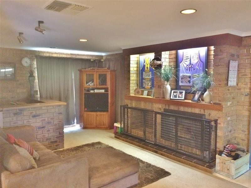 16 Finlay Road, Tongala VIC 3621