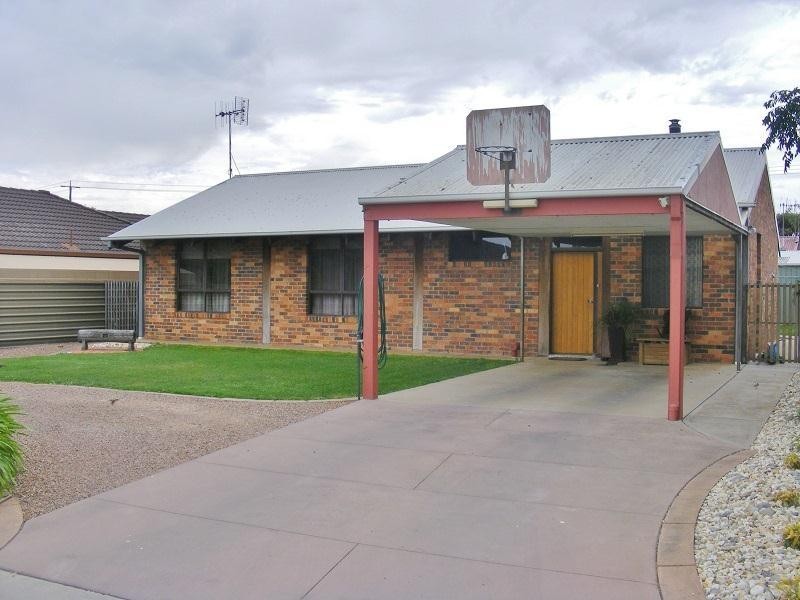 15 Banyule Court, Kyabram VIC 3620