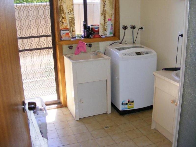 2/27 Julia Street, Kyabram VIC 3620