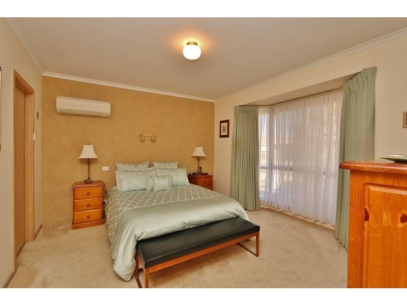 33  Waratah Street, Kyabram VIC 3620