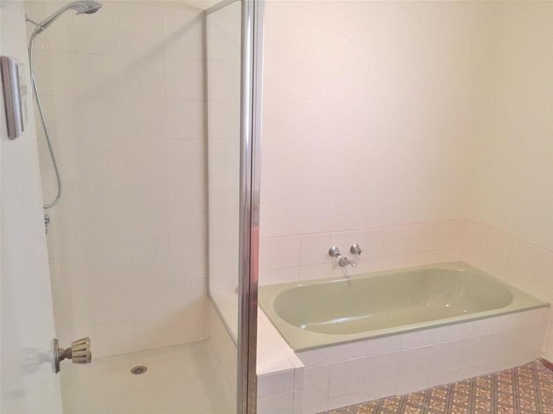 1/16 Halsem Street, Kyabram VIC 3620