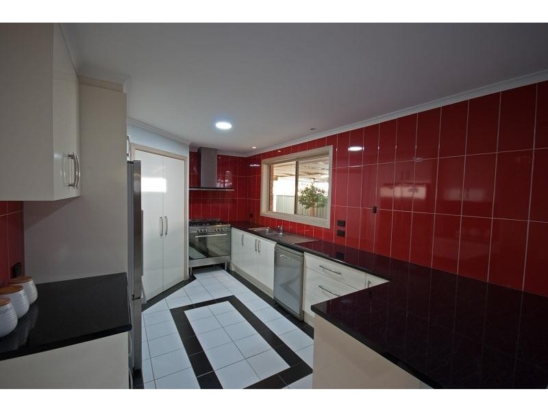 30  Brudenell Street, Stanhope VIC 3623