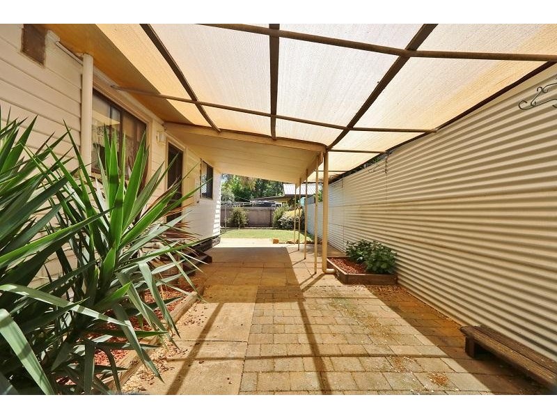 39  Edis Street, Kyabram VIC 3620