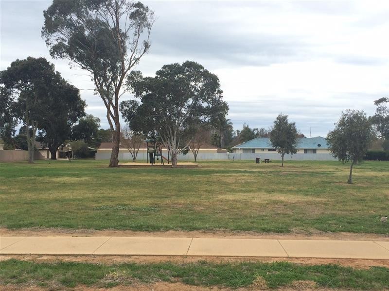 8 Poplar Street, Kyabram VIC 3620