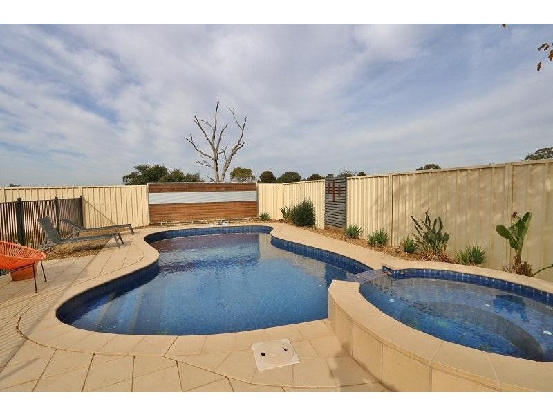 70  Goegan Drive, Kyabram VIC 3620