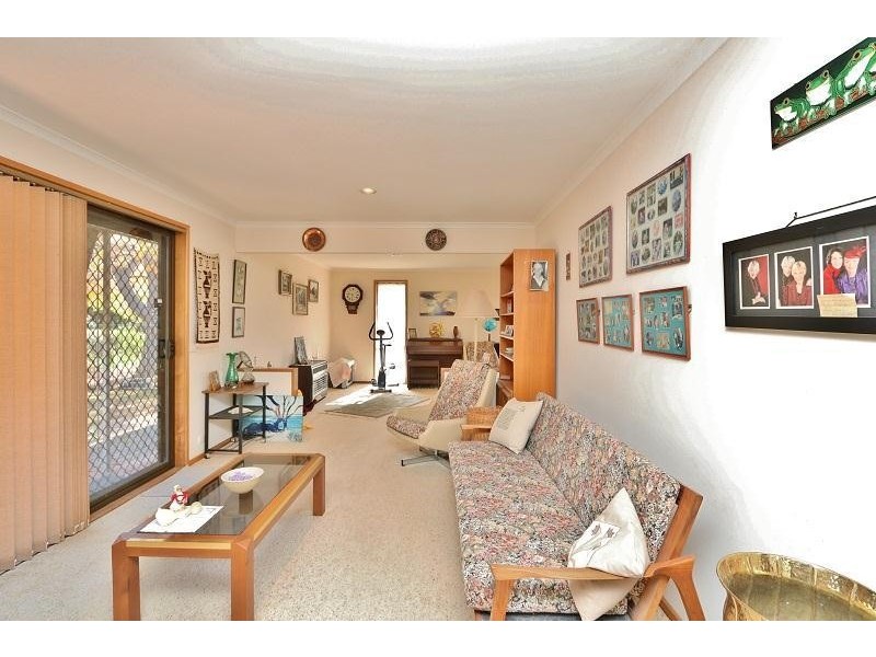 9 Outram Avenue, Kyabram VIC 3620