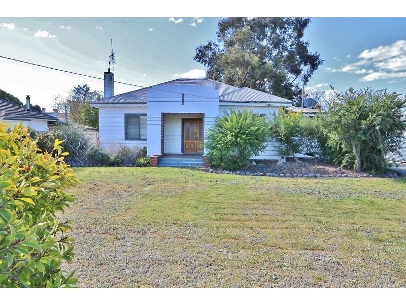 69  Fenaughty Street, Kyabram VIC 3620