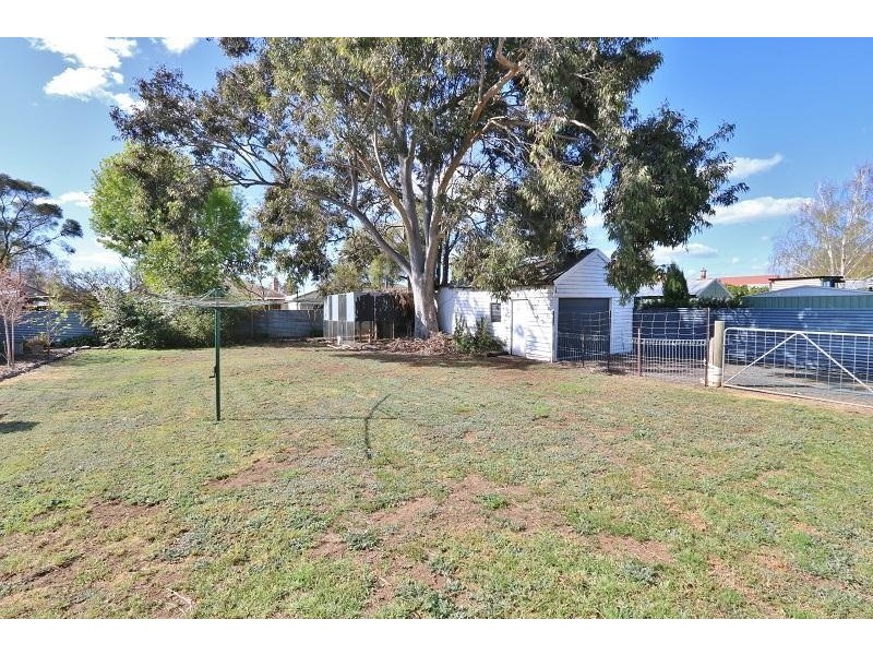 69  Fenaughty Street, Kyabram VIC 3620