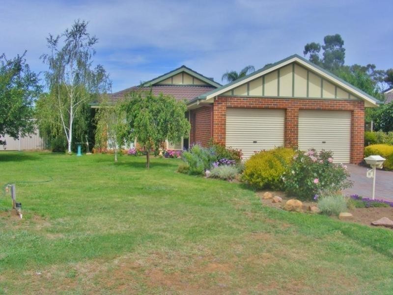 11 Henley Close, Kyabram VIC 3620