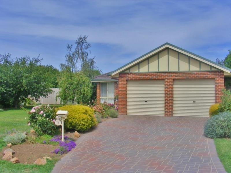 11 Henley Close, Kyabram VIC 3620