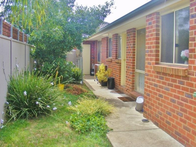 11 Henley Close, Kyabram VIC 3620