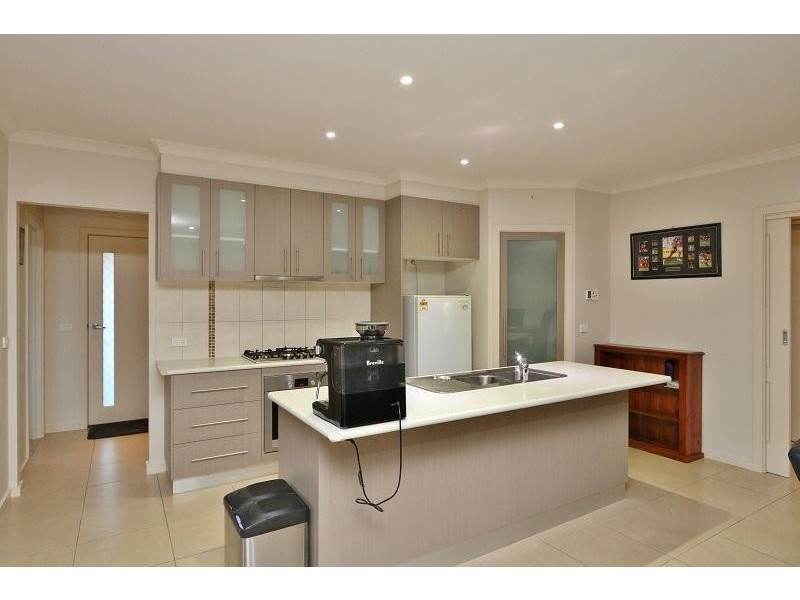 2/23 Fenaughty Street, Kyabram VIC 3620