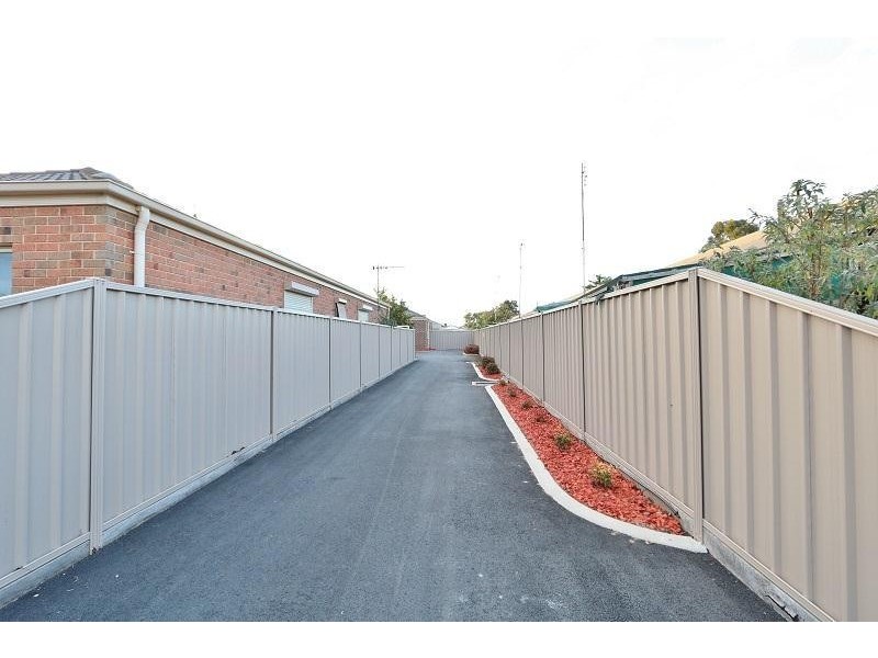 2/23 Fenaughty Street, Kyabram VIC 3620