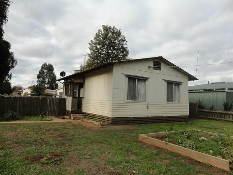 24 Mangan Street, Tongala VIC 3621