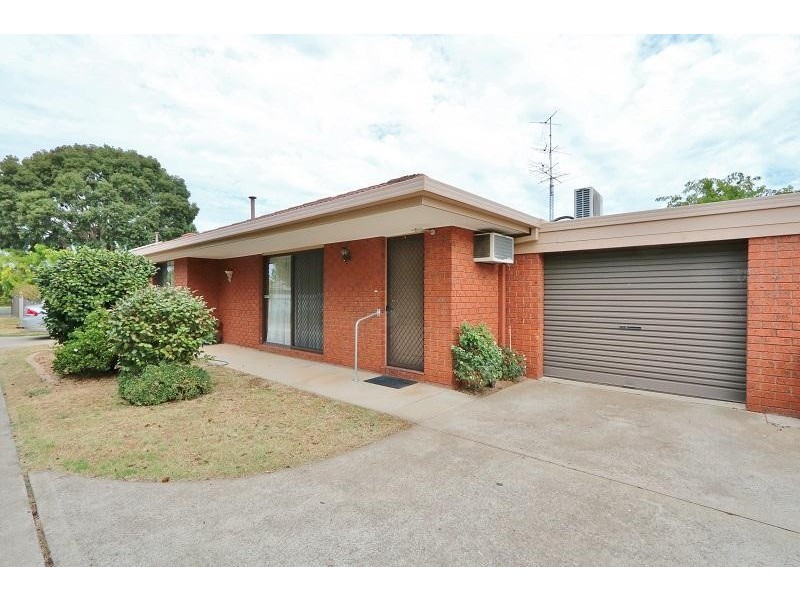 2/62 Lake Road, Kyabram VIC 3620