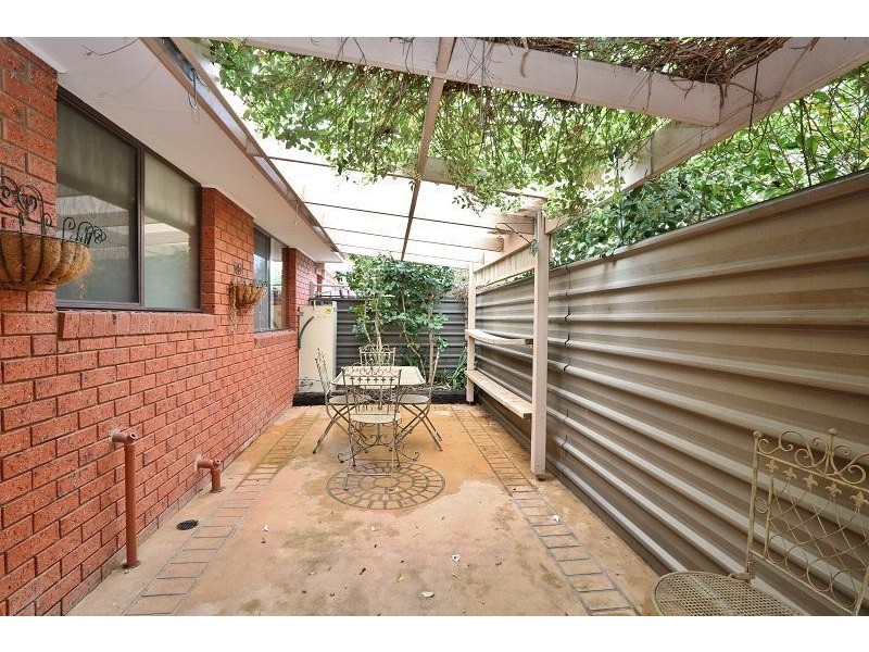 2/62 Lake Road, Kyabram VIC 3620