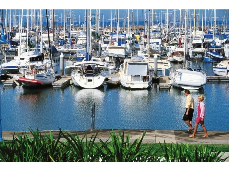 72 Milfoil Street, Manly West QLD 4179