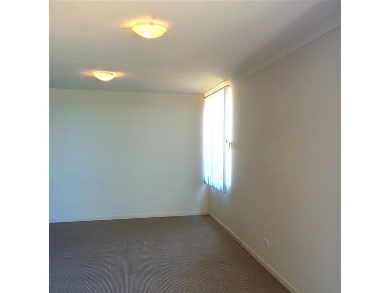 414 Marine Parade, Biggera Waters QLD 4216