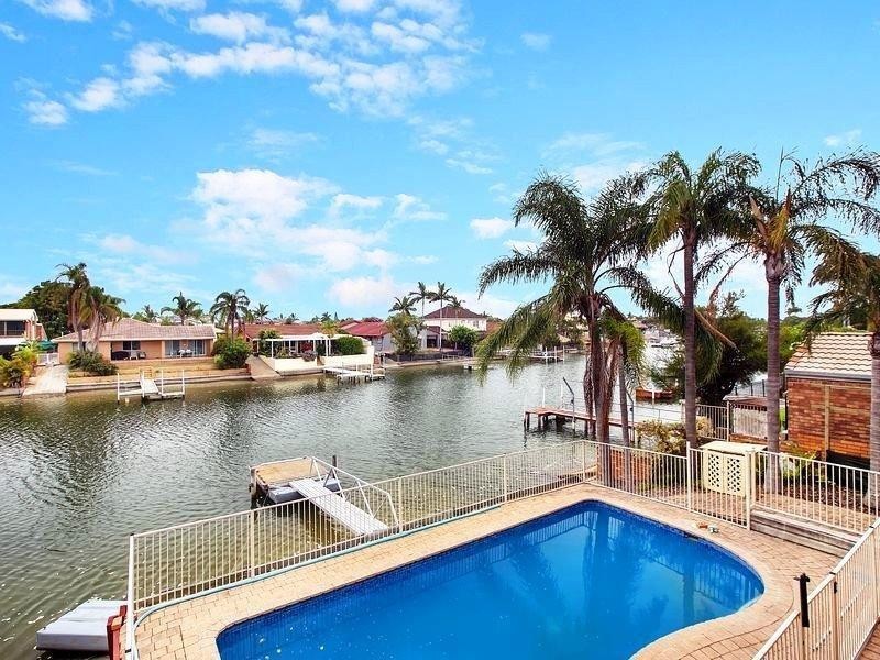 78 Oxley Drive, Paradise Point QLD 4216