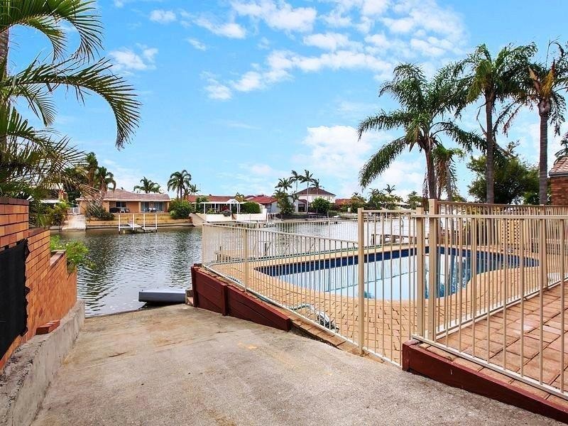 78 Oxley Drive, Paradise Point QLD 4216