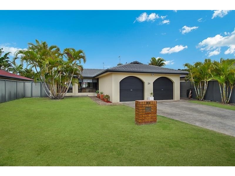 24 Burrendong Road, Coombabah QLD 4216