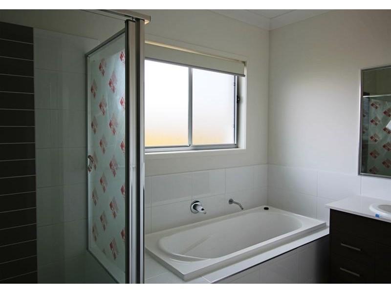 38 Wimmera Crescent, Upper Coomera QLD 4209