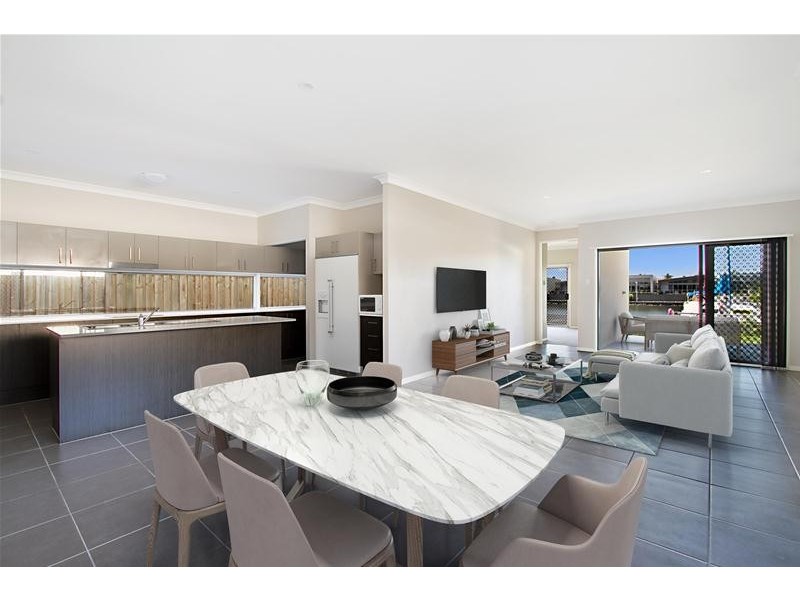 24 Waters Close, Hope Island QLD 4212