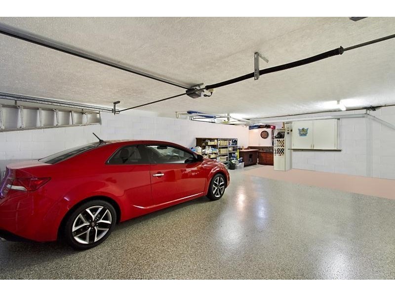 1/5 Muscovey Avenue, Paradise Point QLD 4216