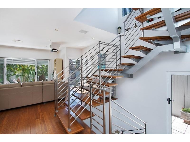 1/5 Muscovey Avenue, Paradise Point QLD 4216