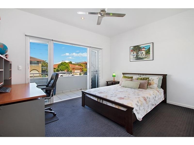 1/5 Muscovey Avenue, Paradise Point QLD 4216