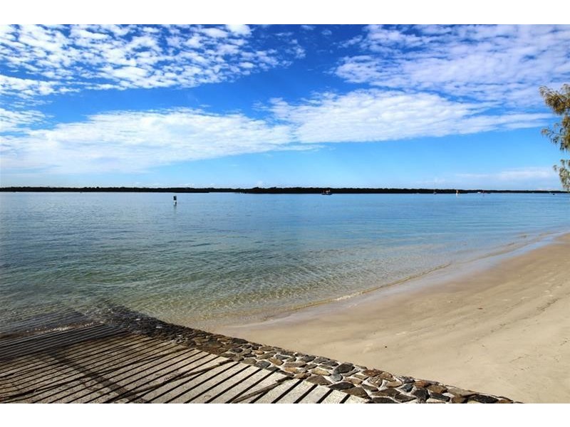 2/10 Jasmine Avenue, Hollywell QLD 4216