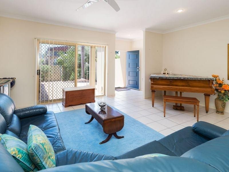 2/10 Jasmine Avenue, Hollywell QLD 4216