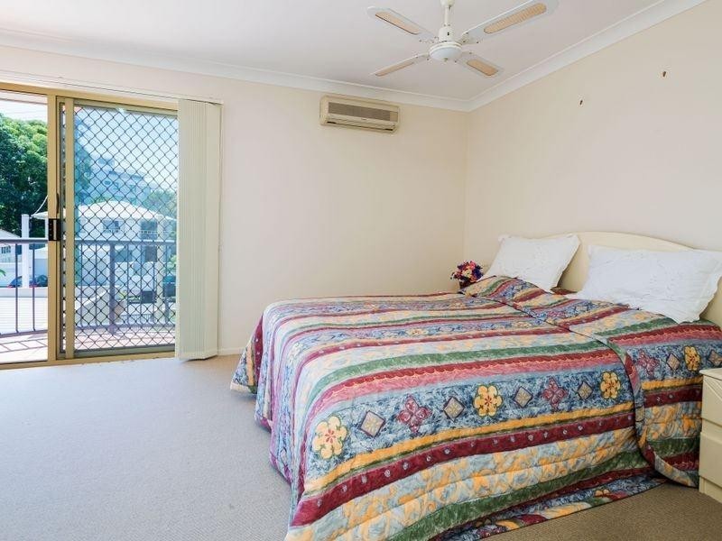 2/10 Jasmine Avenue, Hollywell QLD 4216