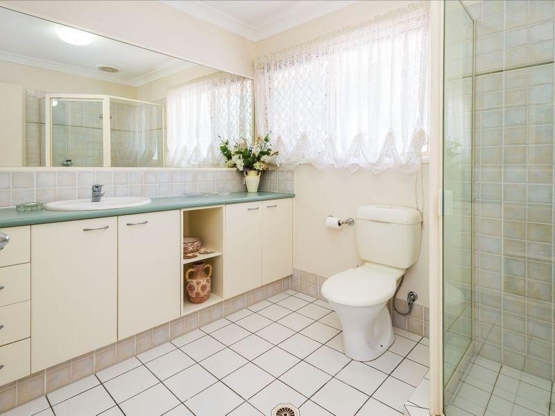 2/10 Jasmine Avenue, Hollywell QLD 4216