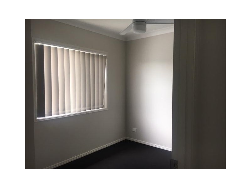 33 North Quay Circuit, Hope Island QLD 4212