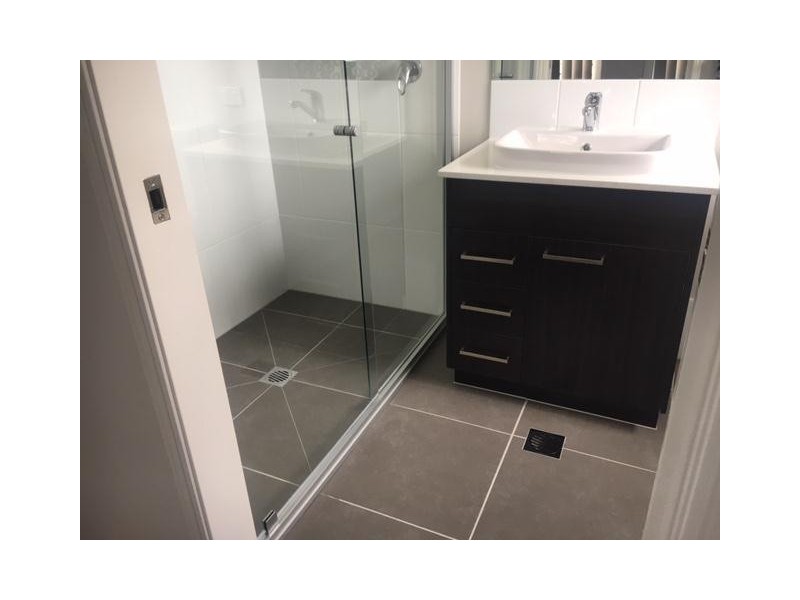 33 North Quay Circuit, Hope Island QLD 4212