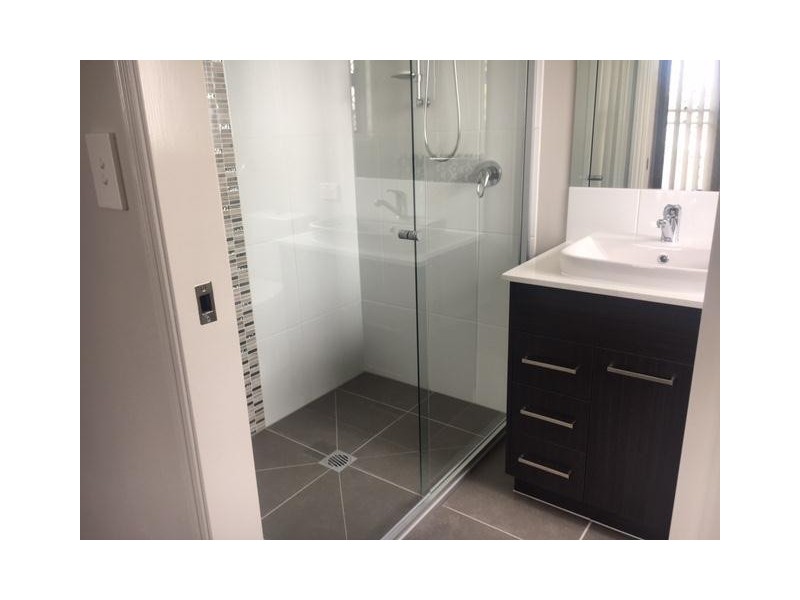 33 North Quay Circuit, Hope Island QLD 4212