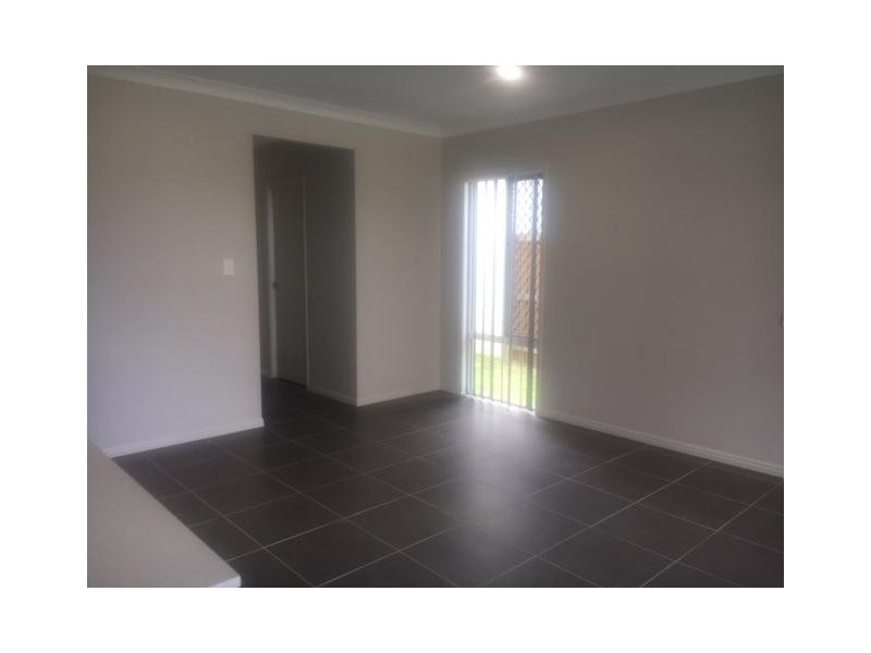 33 North Quay Circuit, Hope Island QLD 4212