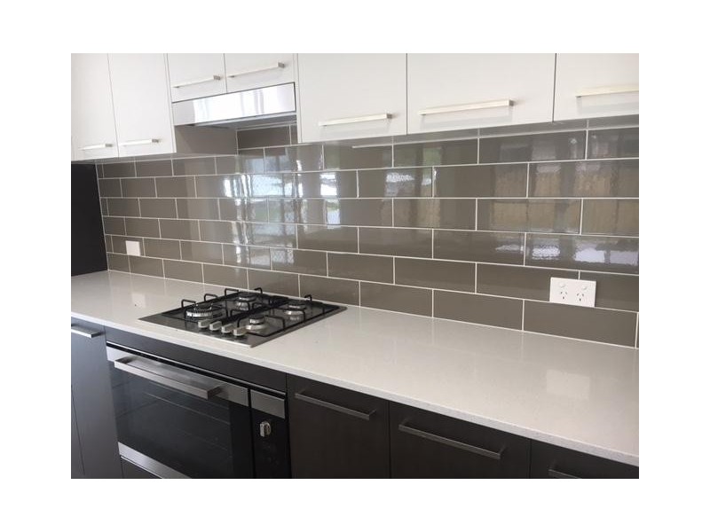 17 Grevillea Crescent, Maudsland QLD 4210