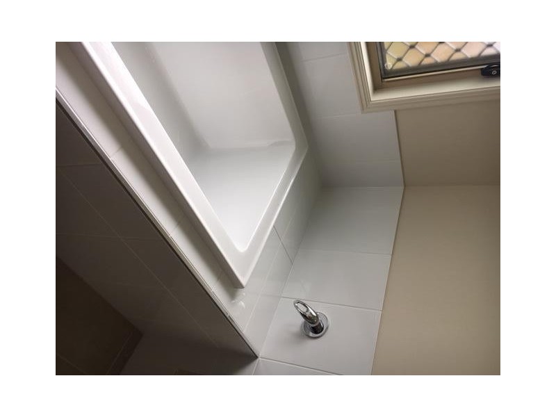 17 Grevillea Crescent, Maudsland QLD 4210