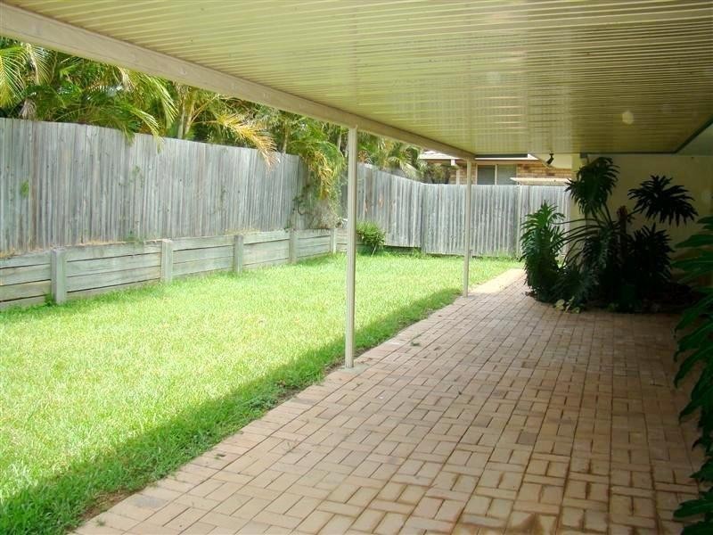 9 Castle Rock Street, Parkwood QLD 4214