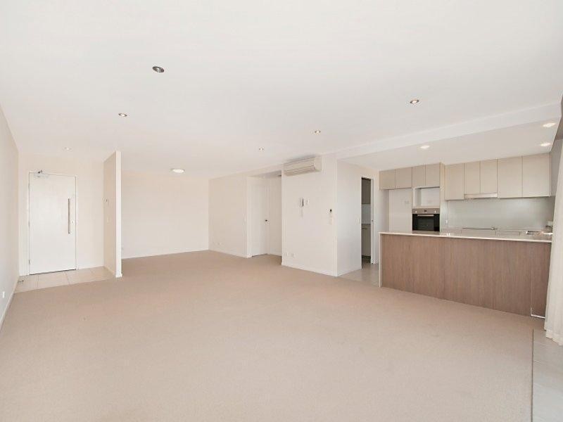 3307/2 Activa Way, Hope Island QLD 4212