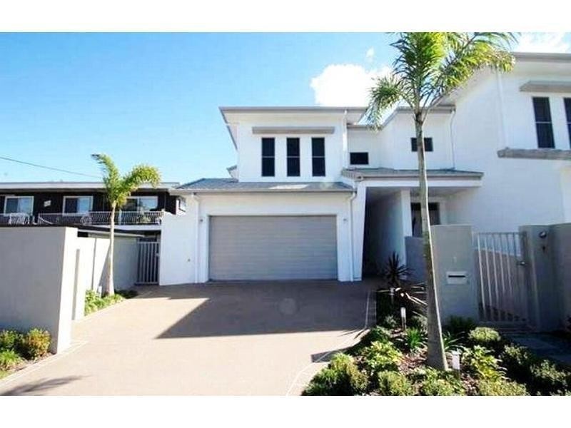 13 Havana Key, Broadbeach QLD 4218